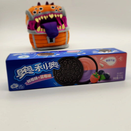 Oreo Raspberry & Blueberry Cookies -97g- China